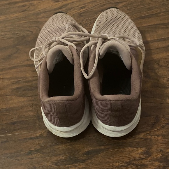 Nike Women's Athletic Shoes - Brown and Tan - Picture 2 of 3